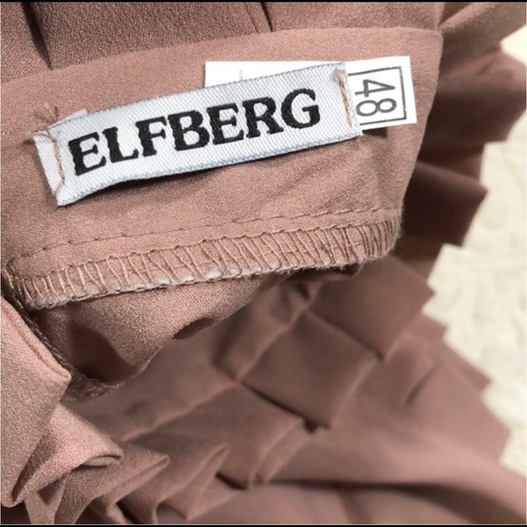 Elfberg taupe blouse w/ ruffle neck & sleeve hem - Picture 4 of 4